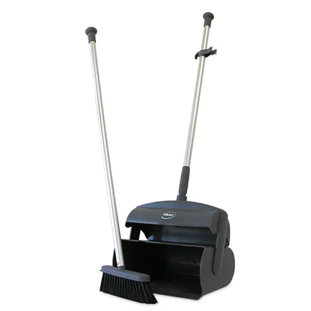 Mops, scrapers and dustpans