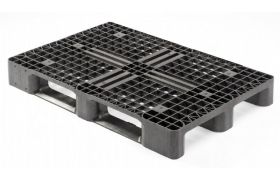 Plastpalle type MB3RR med kanter