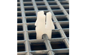 Plug pin Plastic clip inside 4x11 mm